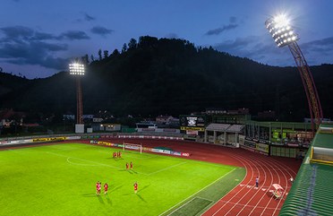 Das Franz Fekete Stadion, Kapfenberg Das Franz Fekete Stadium Kapfenberg, Steiermark, Österreich